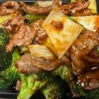 Best Beef w. Mixed Vegetables 杂菜牛 in Easton, MD
